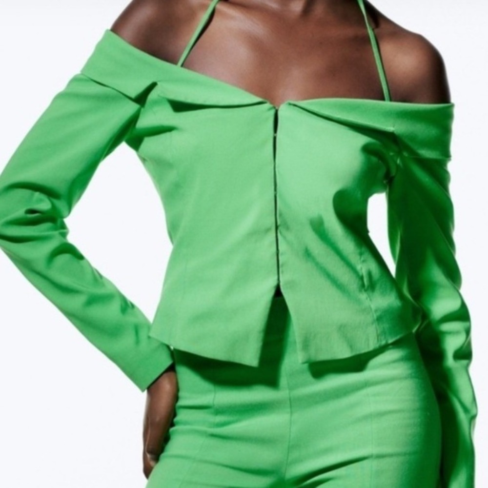 Zara Green Off-the-Shoulder Halter‎ Top Long Sleeve Blazer Style Small NWT